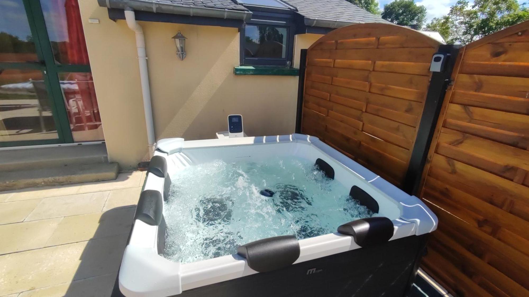 Broceliande Calme Breton, Spa, Wifi, Amazon-Disney Tv, 4 Lits, Freebox Revolution,Draps, Cafe, The Guer Zewnętrze zdjęcie